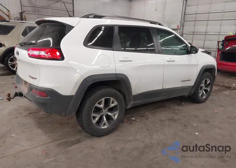 2015 Jeep Cherokee Trailhawk z USA, uszkodzony, nr VIN 1C4PJMBS1FW570175